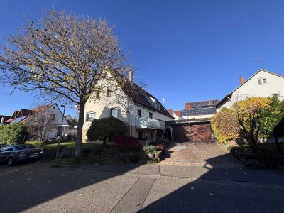 Jetzt wohnen, später erweitern: Gepflegtes Haus mit Scheune & tollem Garten