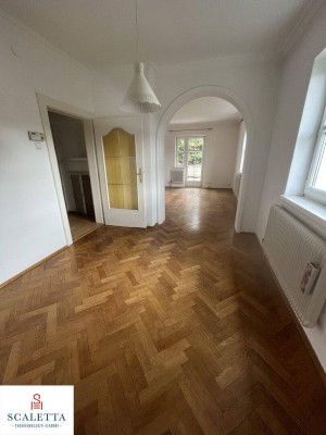 Blick auf die Festung im begehrten Stadtteil Herrnau