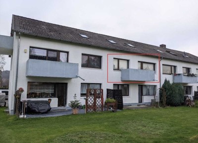 Renovierte Eigentumswohnung mit Balkon, Stellplatz & Gartenmitnutzung – in Toplage