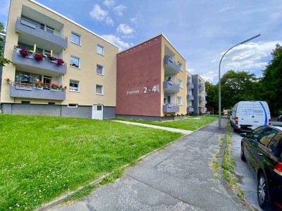 3,5-Zimmer-Wohnung mit einem sonnigen Balkon.