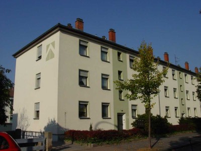 Komplett sanierte 2 ZKB-Wohnung mit Balkon in MA-Neckarau