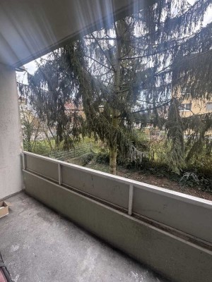 Helle 1-Zimmer mit Balkon in Viernheim - kernsaniert