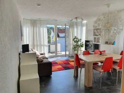 Helle 4-Zimmer-Wohnung mit Balkon, TG-Stellplatz & Einbauküche – in ruhiger Lage von Besigheim