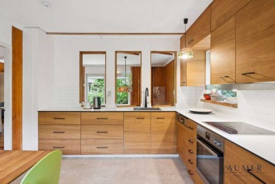 Elbnahes Wohnen: Schwedenhaus mit Baupotenzial in ruhiger Wohnstraße