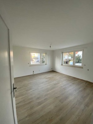 Attraktive sanierte 3-Zimmer-Wohnung in Kemnat – mit Balkon und Einbauküche