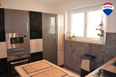 3 Zimmer Eigentumswohnung mit Potenzial in Detmold ,Balkon, Aufzug, Gäste-WC.