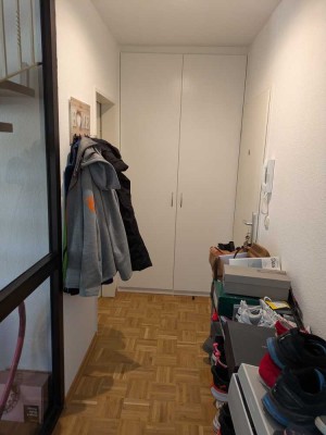 Geschmackvolle 3-Raum-Maisonette-Wohnung mit Balkon in Niederkassel