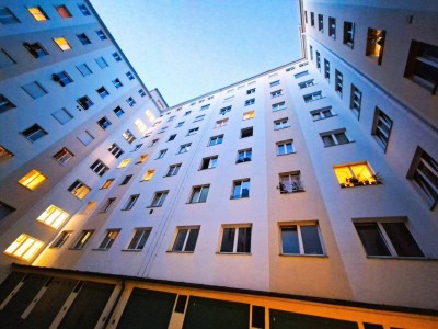 Altbau-Charme im 9. – direkt an der Wiener City - Preis Hit