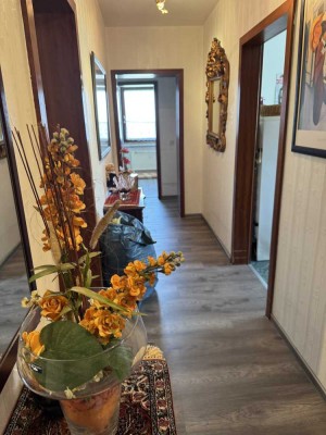 Schöne und gepflegte 3-Zimmer-Wohnung mit Balkon in Südkamen