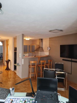 Kapitalanlage, oder Eigennutzung - Tolle 2,5-Zimmer-WHG mit Südbalkon
