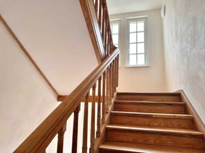 Exklusive Maisonettewohnung mit Balkon & Loggia in der Villa von Holst am Griebnitzsee