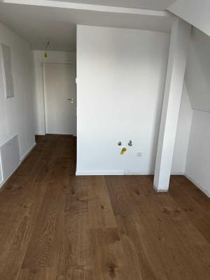 Renovierte Wohnung in Krefeld Uerdingen sucht neuen Mieter