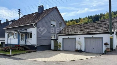 SOLIDES EINFAMILIENHAUS MIT BLICK INS GRÜNE  |  SIEGEN - ACHENBACH