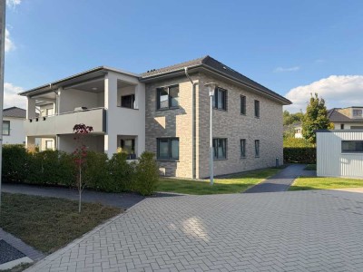 Lichtdurchflutete 3 Zimmer Wohnung in bester Stadtrandlage mit 2 Außenstellplätzen!