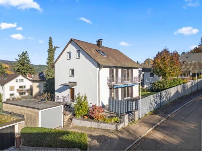 Freistehendes Zweifamilienhaus im Freiburger Osten