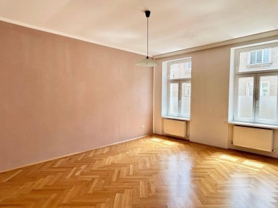 Ruhelage und top Infrastruktur - 83m2 Altbau, 3-Zimmer