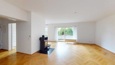 Bezugsfrei: Eigentumswohnung mit Garten und Garage im Kreuzviertel!