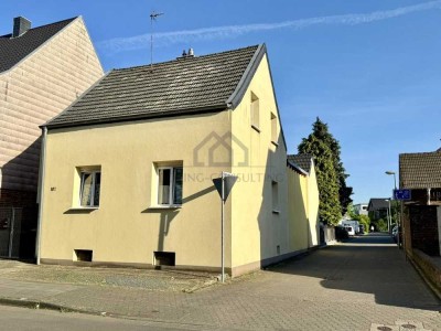 Reserviert Modernisiertes EFH mit Garage, Stellplatz und Garten - zentrumsnah gelegen