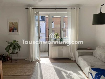 Tauschwohnung: Lichtdurchflutete 2-Zi.-Wohnung mit Balkon im Nordend