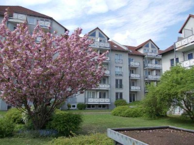 Uninahe 1-Zimmer-ETW in perfekter Größe mit Balkon im 1.OG