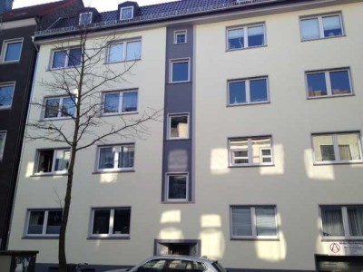 Erstbezug nach Sanierung mit Balkon: Schöne 3-Zimmer-Wohnung mit geh. Innenausstattung in Dortmund