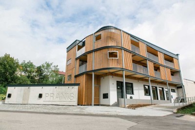 Exklusive, neuwertige 2 Zimmer Wohnung mit gehobener Innenausstattung in Mögglingen