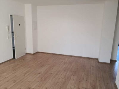 Erdgeschosswohnung - zentral - mit Balkon - 2-Zimmer