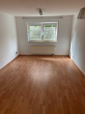 Exklusive 2-Zimmer-Souterrain-Wohnung in ruhiger Lage mitten in Kißlegg unweit vom Schlosspark