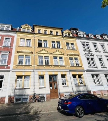 traumhafte Wohnung in ruhiger Lage mit Blick auf einen Park