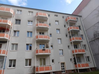 Schöne Aussicht, Balkon, Holzdielenboden, 3 Zimmer in Nähe Uniklinik erwartet Sie!