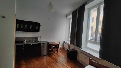 Ideal für Pendler! 1-Zimmerappartement in TOP-saniertem Altbau