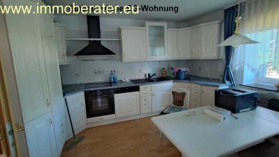 Großzügige Erdgeschoss-Wohnung mit ca. 120 m² mit Terrasse und Gartenanteil/ komplett möbliert auch