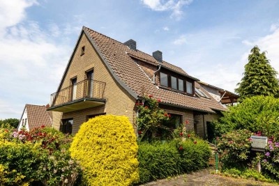 *** GESTALTUNGSVIELFALT - WOHNEN im GENERATIONEN HAUS mit GARTEN und GARAGEN ***