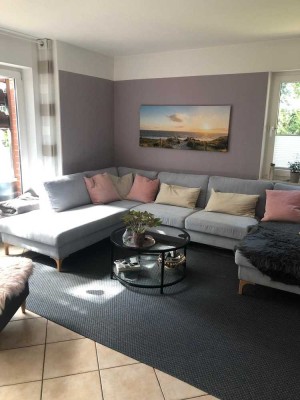 4-Zimmer plus Doppelhaushälfte mit EBK, Kamin, Fußbodenheizung in Hamburg Hausbruch Waldseite