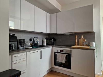 Auf 01.11. anmietbar - 2-Zimmer Wohnung, Einbauküche, Stellplatz