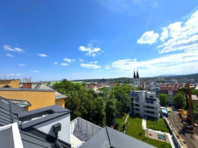 IDYLLE TRIFFT STADTLEBEN – FREIFLÄCHEN - LUFTWÄRMEPUMPE – KELLER – GARAGE – U-BAHN!