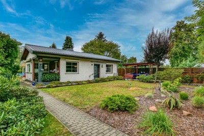 Gemütlicher Bungalow mit wunderschönem Garten - Wohlfühloase für 2