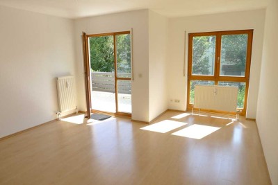 Lichtdurchflutete, ruhige 2-Zimmer-Wohnung mit Südbalkon in Pullach