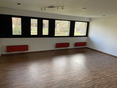 2-Zimmerwohnung mit Freisitz und Einbauküche in Schallbach