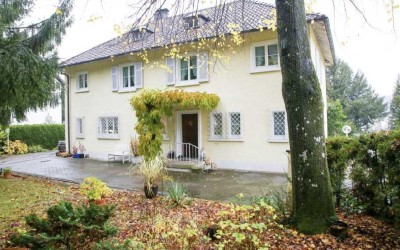 Grosszügige 6,5-Zi-Villa mit EBK in Waldshut-Tiengen