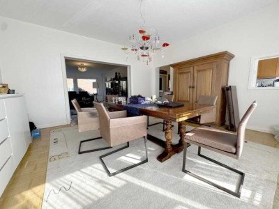 Kopie von In privilegierter Lage wohnen: Großzügige Erdgeschoss Wohnung mit großem Garten.