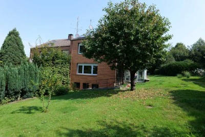 DHH IN W-KÜLLENHAHN MIT DOPPELGARAGE UND WUNDERSCHÖNEM GARTEN