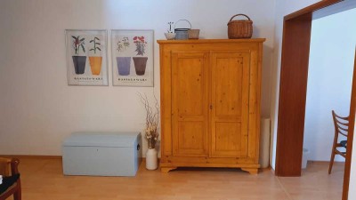Nachmieter:in für helle 2-Zimmer-Altbauwohnung in Neckarstadt-West gesucht