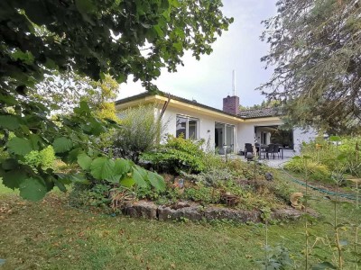 Eleganter Bungalow mit unverbaubarem Blick