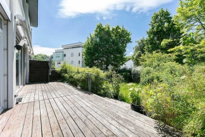 Charmantes Reihenhaus am Lindenhofpark mit Garten, Garage & Stellplatz