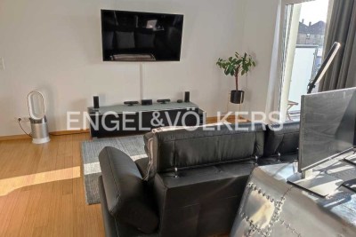 VOLL MÖBLIERTE WOHNUNG MIT GARAGE UND GROßER TERRASSE