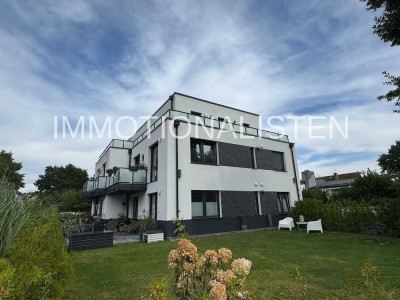 #IMMOTIONAL HELLE PENTHOUSE-WOHNUNG MIT GROßER DACHTERRASSE IN SPECKENBÜTTEL