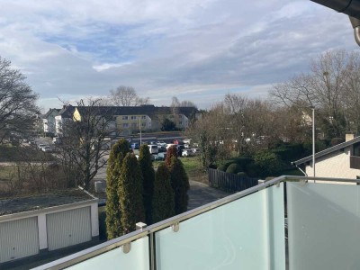 Hochwertig sanierte 2-Zimmer-Wohnung mit Balkon in Dormagen