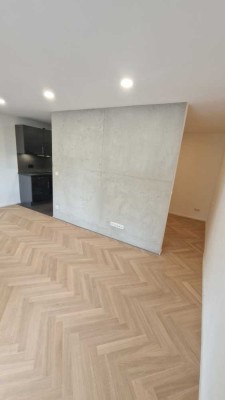 ✨ Exklusiv sanierte 1,5-Zimmer-Wohnung mit großer Terrasse
