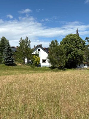 Anwesen in idyllischer, unverbaubarer Ortsrandlage - besonders geeignet für Pferdeliebhaber